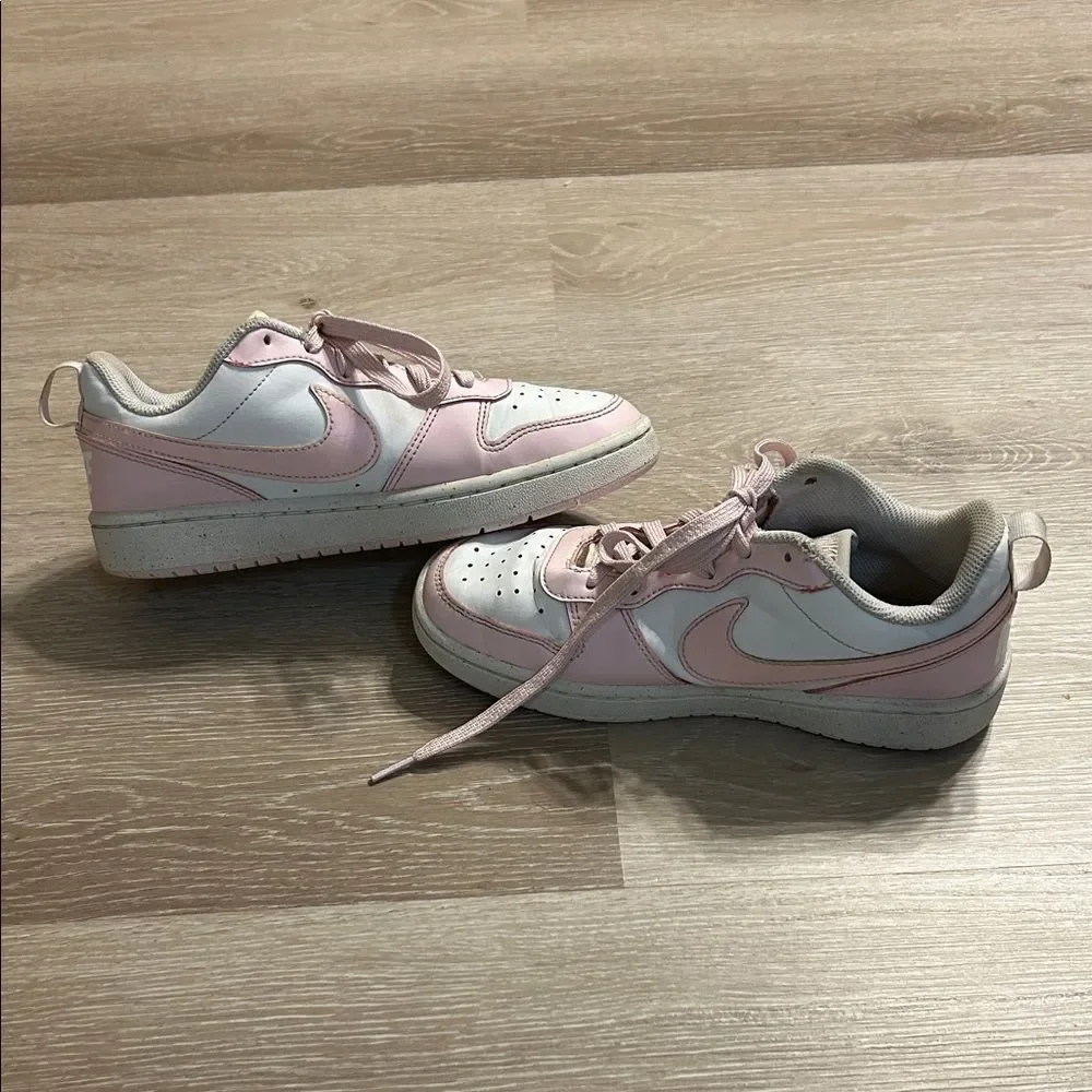 Nike Court Borough Low Recraft Sz 5Y Pink and White